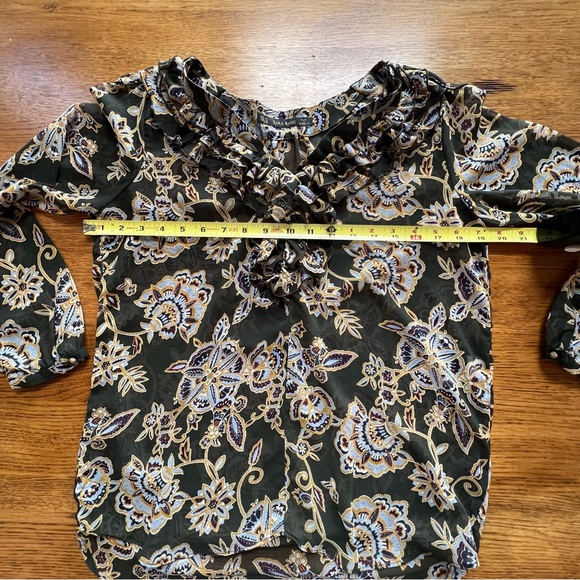 ⭐️ Zara Basic Printed Sheer Flowy Long Sleeve Blouse Ruffle Collar Size MEDIUM - Picture 6 of 10